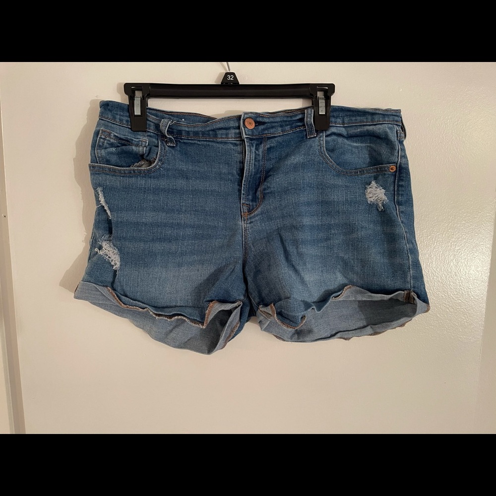 Blue Jean old navy ladies boyfriend shorts (12)